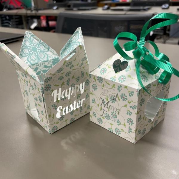 Image for event: Papercraft Gift Box with Inkscape and Cricut